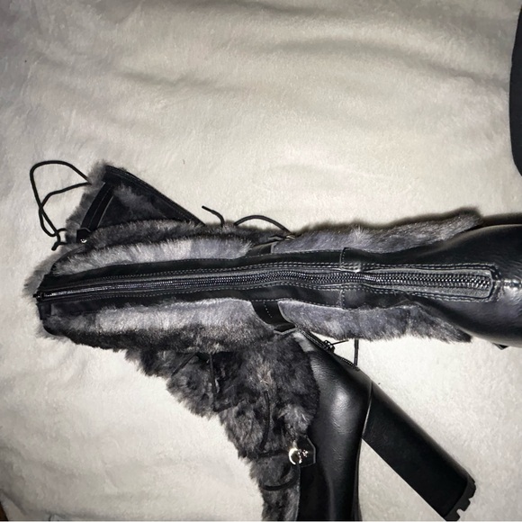 Shoe Dazzle Stylish Black Fur-Trimmed Women's Boots Size .9. US - Picture 15 of 16